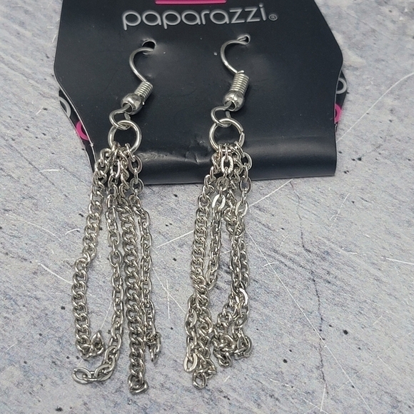 New Paparazzi | Silver & Yellow Necklace & Earring Set - Picture 2 of 5